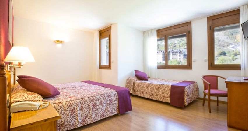Triple room